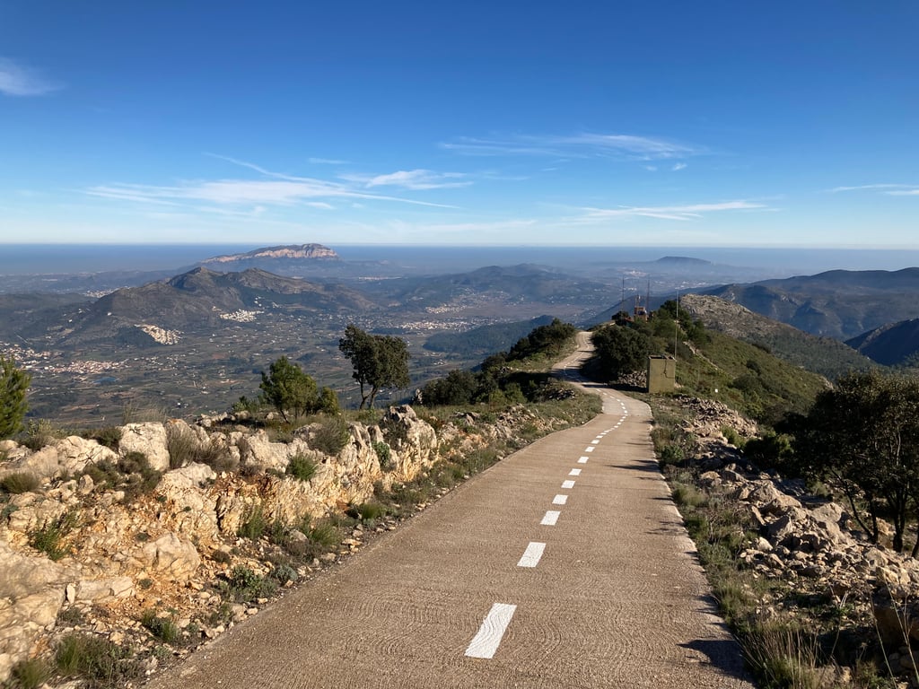 El paraíso ciclista: Las mejores rutas de la Costa Blanca 1 Puerto de montaña - Coll de Rates
