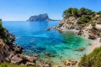 Ruta por las mejores calas de Calpe: aguas cristalinas y rincones secretos 1